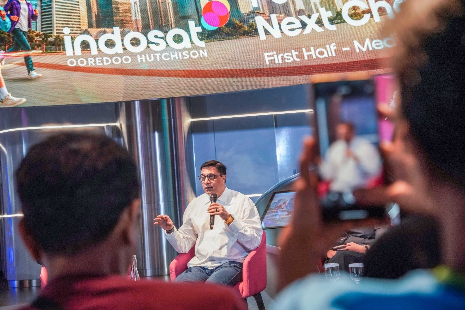 President Director and Chief Executive Officer Indosat Ooredoo Hutchison, Vikram Sinha (Foto: Ist)