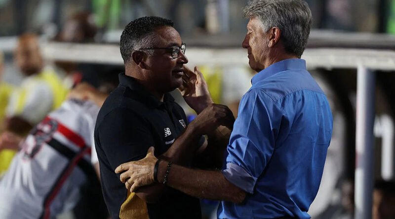 Grêmio Target Tiga Nama Besar untuk Gantikan Luís Castro