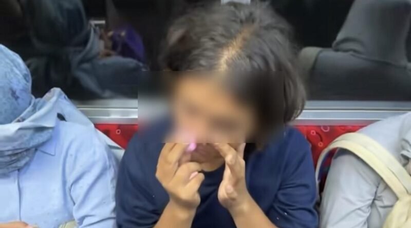 KAI Commuter Blacklist Ibu Viral Pencium Kamper