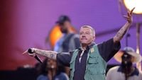 Kenaikan Harga Tiket Konser Macklemore Usai Didepak dari Tur Ed Sheeran