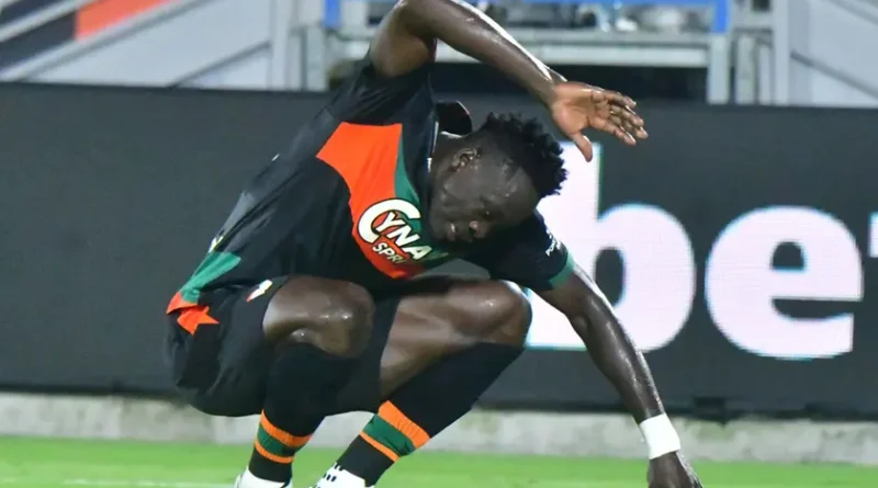 Venezia Terpuruk, Lazio Menang 2-0 dan Stroppa Terancam