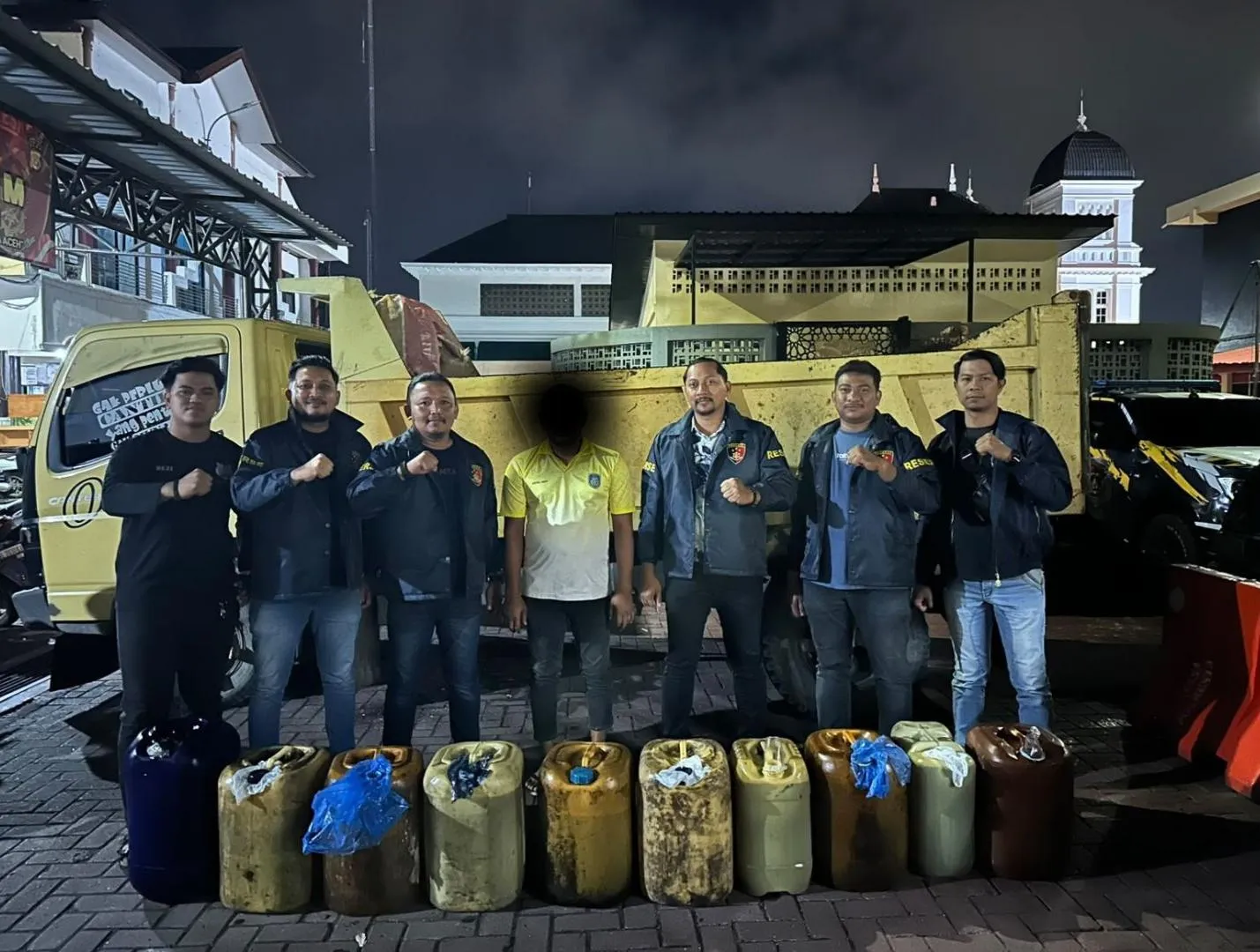 Penyalahgunaan BBM Bersubsidi: Sopir Dump Truck Ditangkap di Aceh Besar