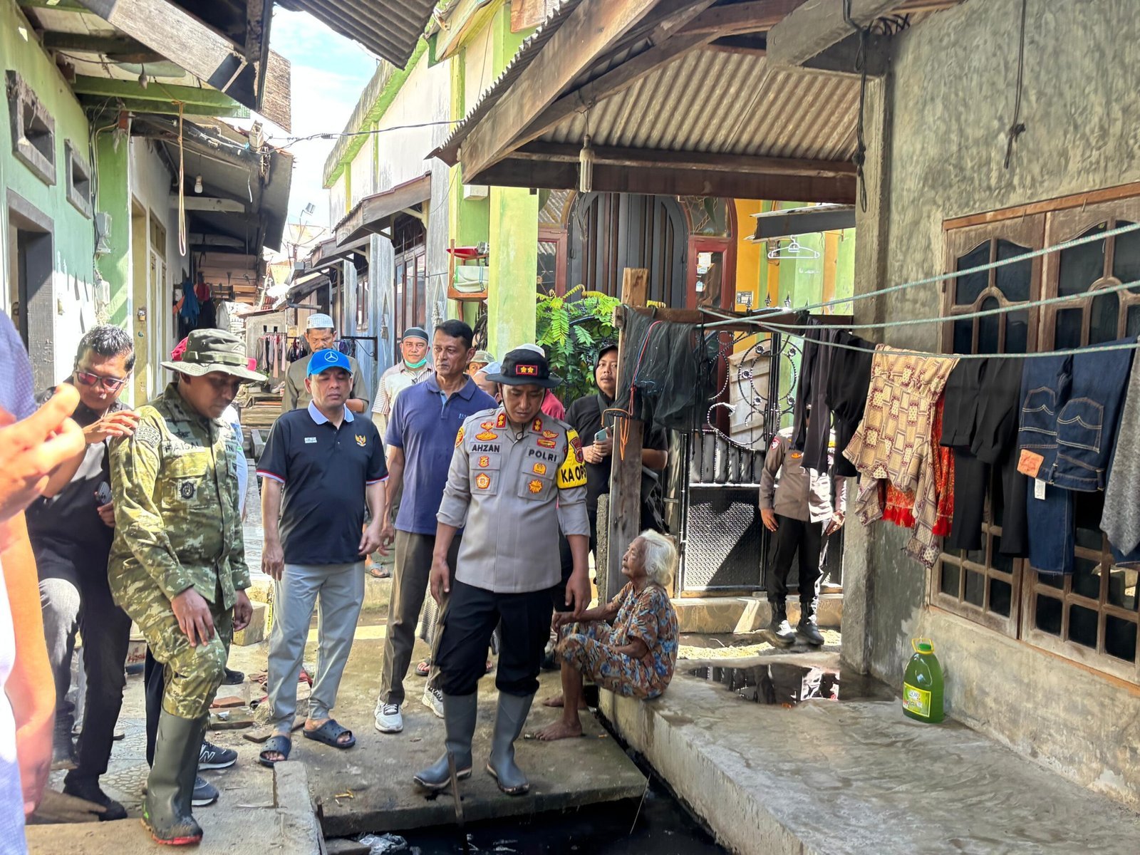 Sayuti Abubakar dan TNI-Polri Bersihkan Drainase di Lhokseumawe